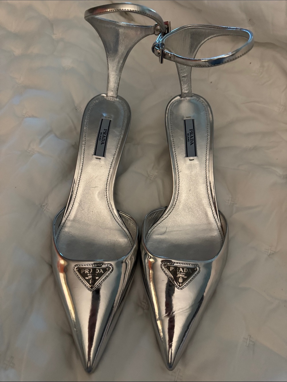 Prada Metallic Calfskin Silver Pointed-Toe Ankle-Strap Pumps 40 US 10 Argento